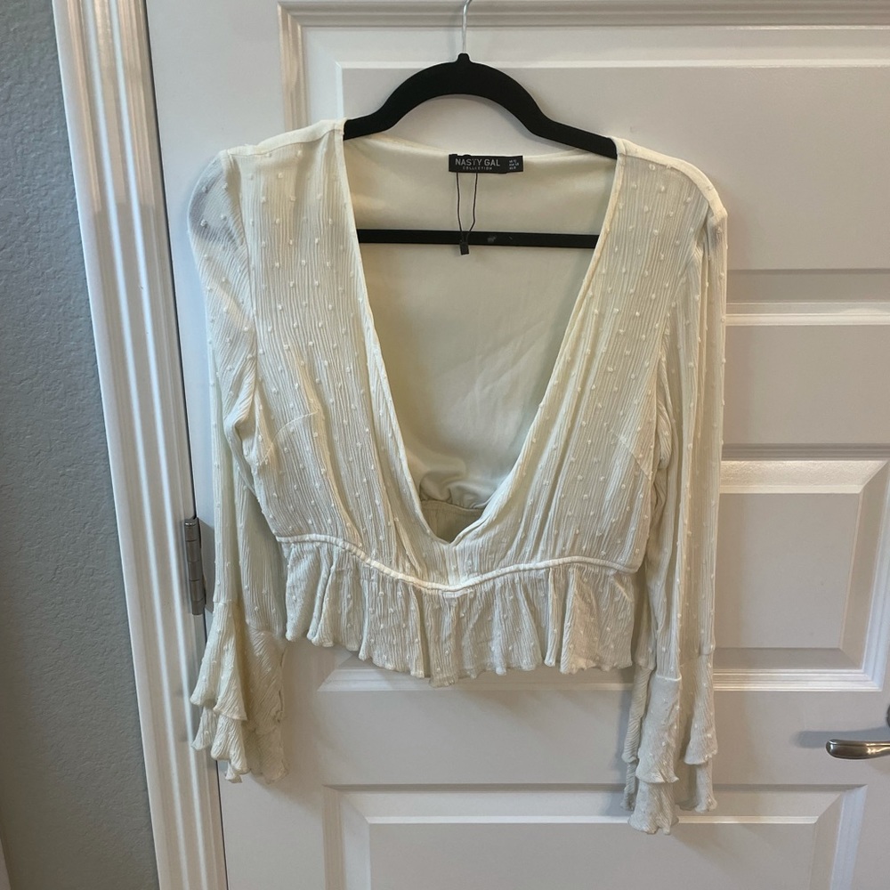 NASTY GAL LOW PLUNGE TOP